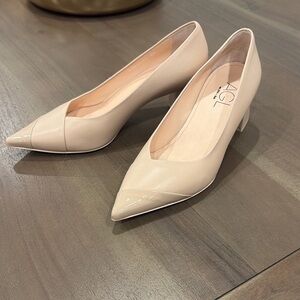 AGL Cream Pointed-Toe Heels